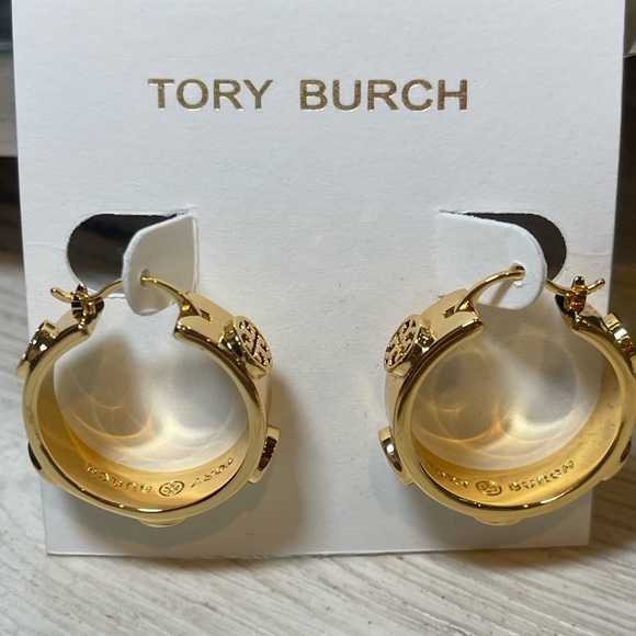 Tory Burch Miller Logo Huggie Gold Hoop Earrings NWT. Retails: $128 - Picture 2 of 8